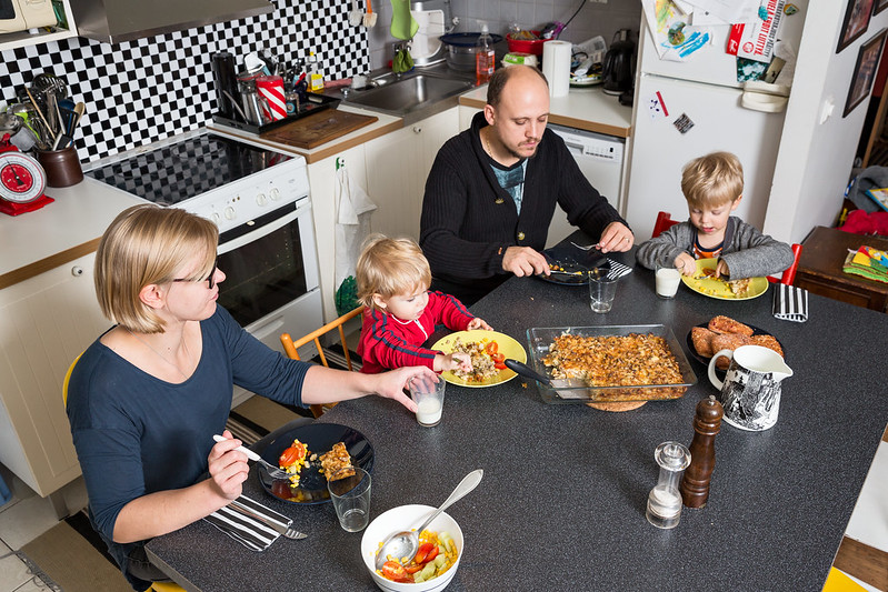 Yleisen asumistuen ja työttömyystukien leikkaukset koskevat noin 500 000:ta Kelan asiakasta – muutokset tulevat voimaan 1.4.