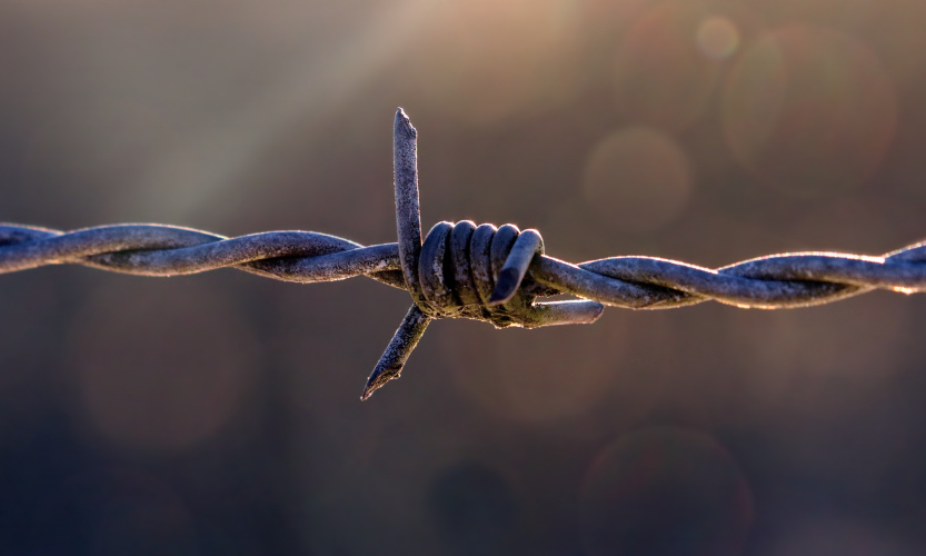 Rajalaki palautettava parlamentaariseen valmisteluun